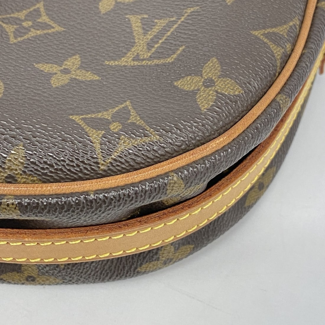 Cartier Trinity Star Ring - 9