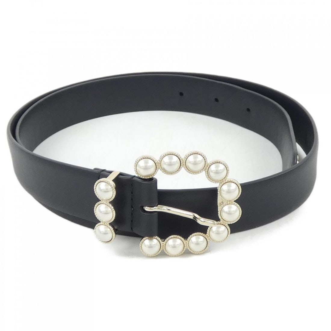 CHANEL belt: --- Catalog ---Category: SizeLength: 78cm - 83cm / 30.7'' - 32.67''Category: DesignType: Standard beltColor: BlackGender: WomenCategory: GeneralBrand: Chanel--- Item List ---Section: