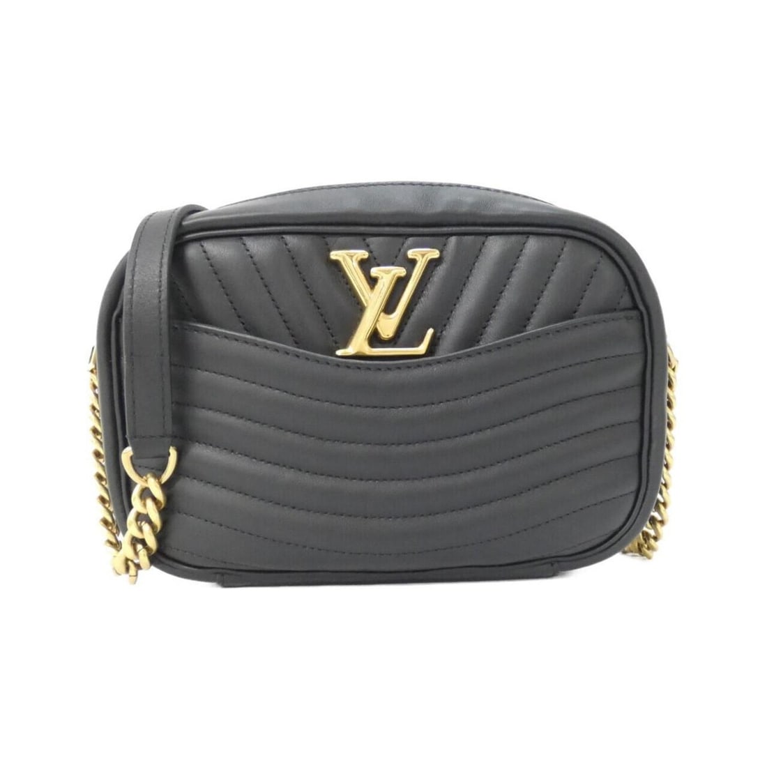 Louis Vuitton New Wave Camera Bag M58677 Shoulder: --- Catalog ---Category: SizeSize (HxWxD): 15cm x 21cm x 6cm / 5.9'' x 8.26'' x 2.36''Category: DesignType: Shoulder bagColor: BlackGender: WomenMaterial: Leather Hardware Color: GoldLeather/Fur