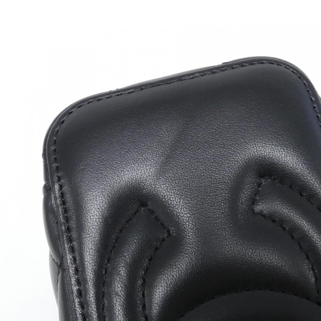 Chanel AP3012 Shoulder Bag - 3