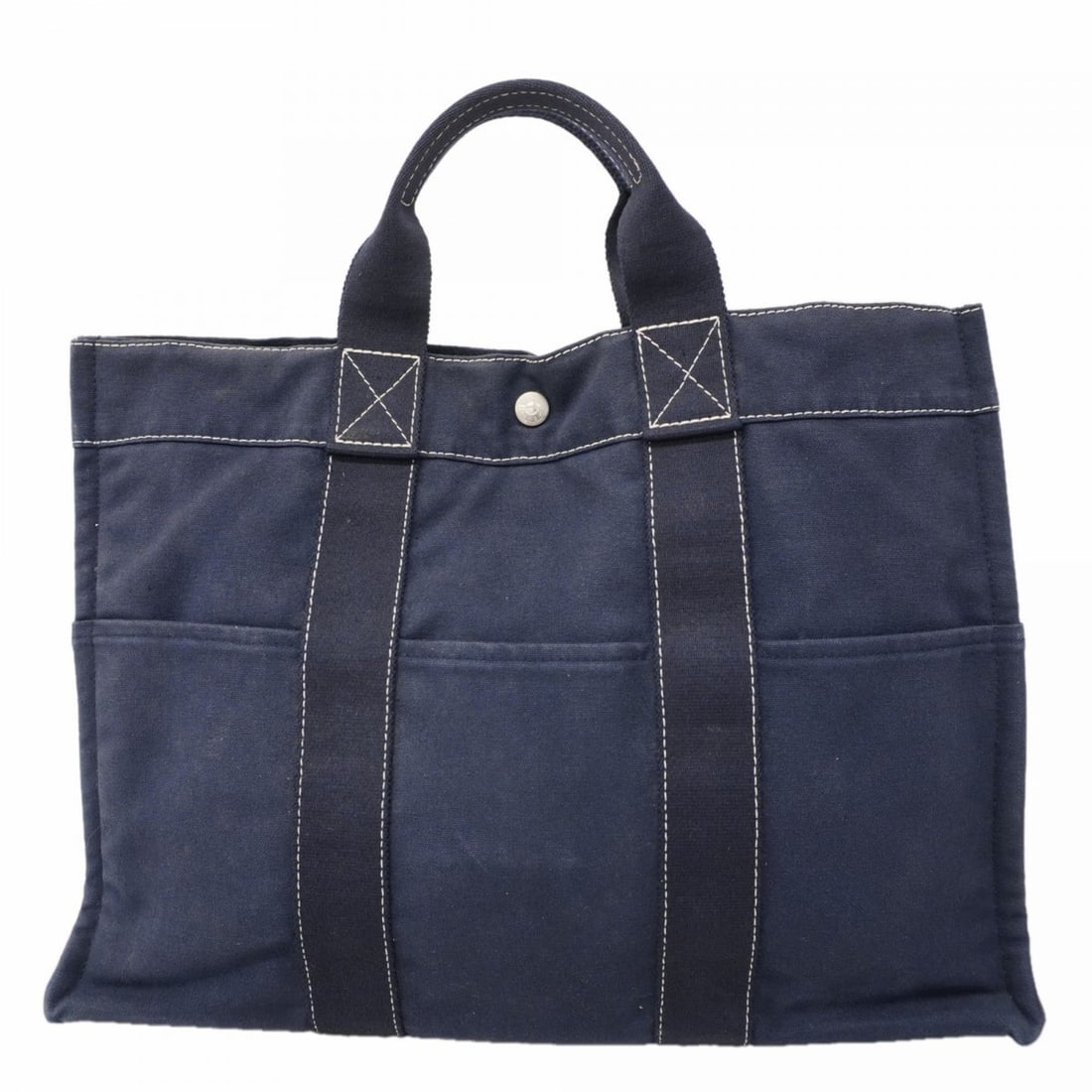 Hermes Hermès Deauville MM Tote Bag in Navy Canvas for Women: --- Catalog ---Category: SizeSize (HxWxD): 31.5cm x 43cm x 10.5cm / 12.4'' x 16.92'' x 4.13''Category: DesignType: Tote bagColor: NavyGender: WomenMaterial: Canvas Hardware Color: SilverCategory: Gene