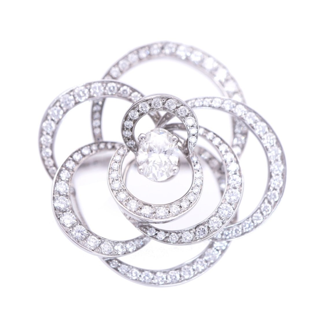 CHANEL Camellia Oval Ring with 0.8ct Diamonds / 140ct and 1.81ct Diamonds, #51, 18KWG 750 White: --- Catalog ---Category: SizeWidth: 34mm / 1.34''Weight: 12.3g / 0.43oz.US Size: 6Brand Size: 51Category: DesignType: Band ringColor: WhiteMetal: White GoldStone: DiamondGender: WomenMaterial: White g