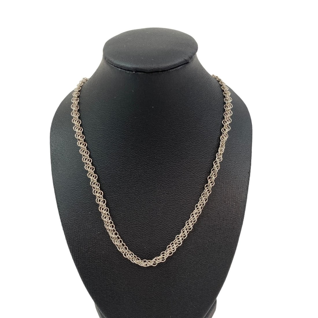 Tiffany Women's Mesh Chain Necklace in Silver 925 (1 of 20)