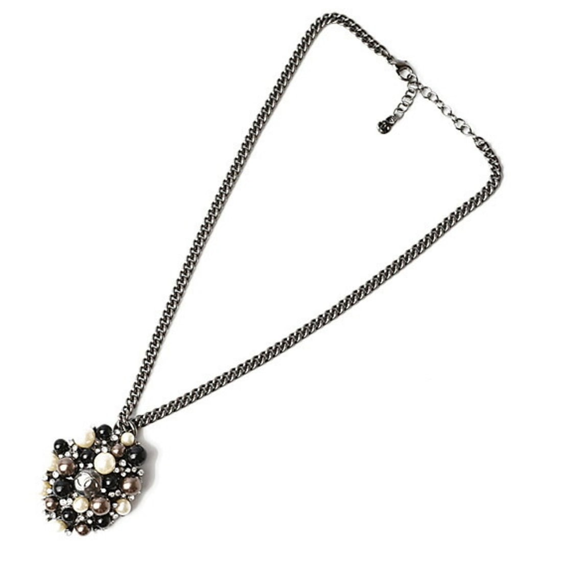 CHANEL necklace pendant CC mark rhinestone pearl black white silver: --- Catalog ---Category: SizePendant Size: 45mm x 38mm / 1.77'' x 1.49''Neck Circumference: 45 cm / 17.71''Category: DesignColor: SilverGender: WomenMaterial: Artificial pearl, Resin, RhinestonePendan