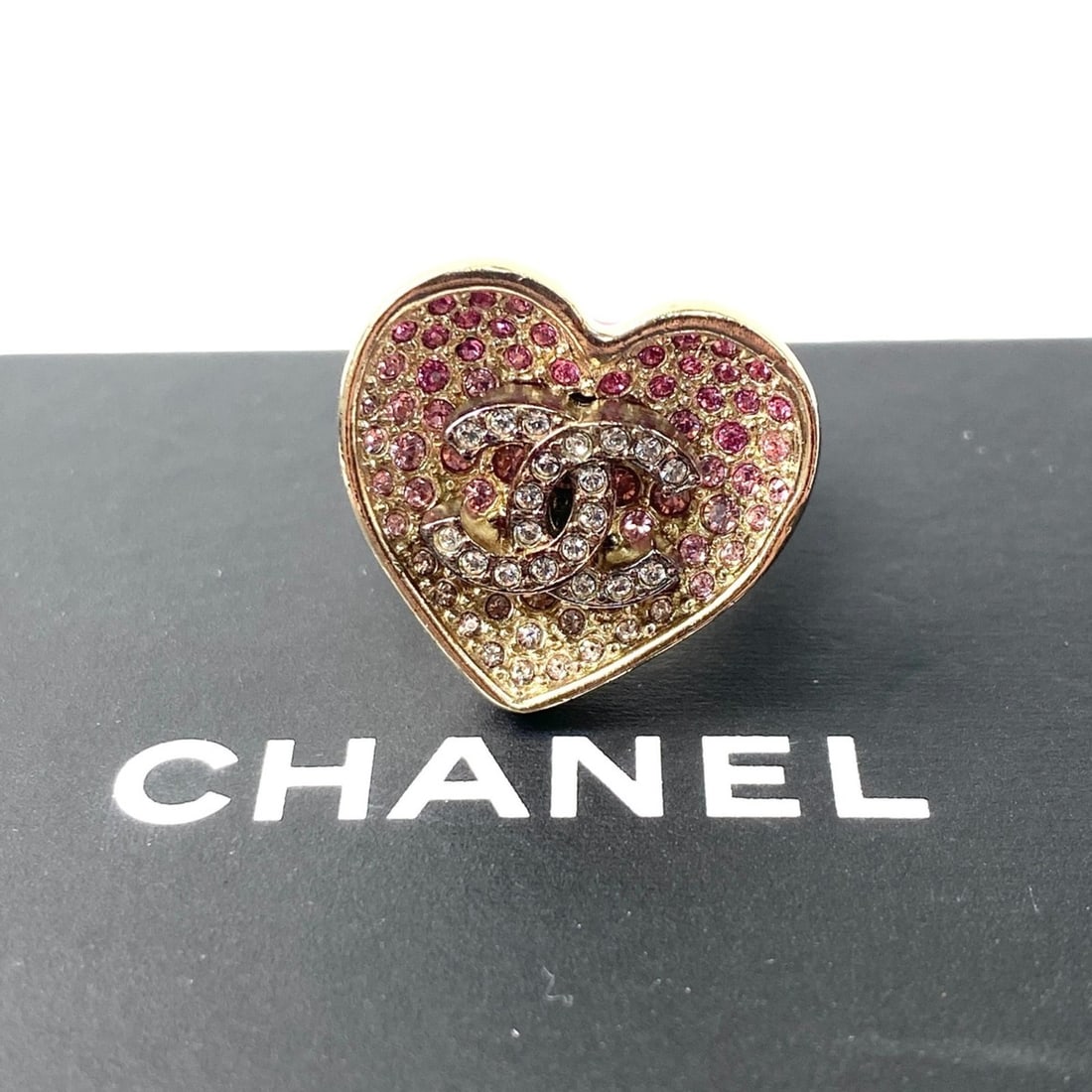 CHANEL Women's Pink Stone Heart Ring C23P (1 of 12)