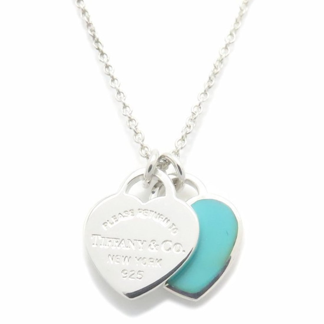 TIFFANY & Co. Return to Tiffany Double Heart Tag Mini Necklace in Blue SV925 for Women, 295004: --- Catalog ---Category: SizeWeight: 2.7g / 0.09oz.Pendant Size: 9.3mm x 10mm / 0.36'' x 0.39''Neck Circumference: 40.5 cm / 15.94''Category: DesignGender: WomenMaterial: Enamel, Silver 925Necklace Ty