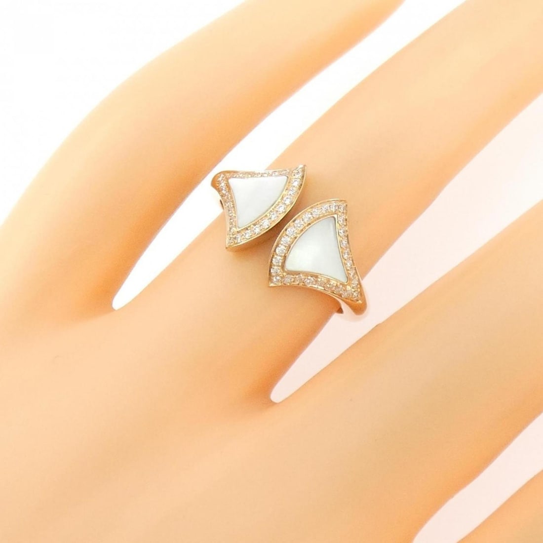 Bvlgari Diva's Dream Ring - 5