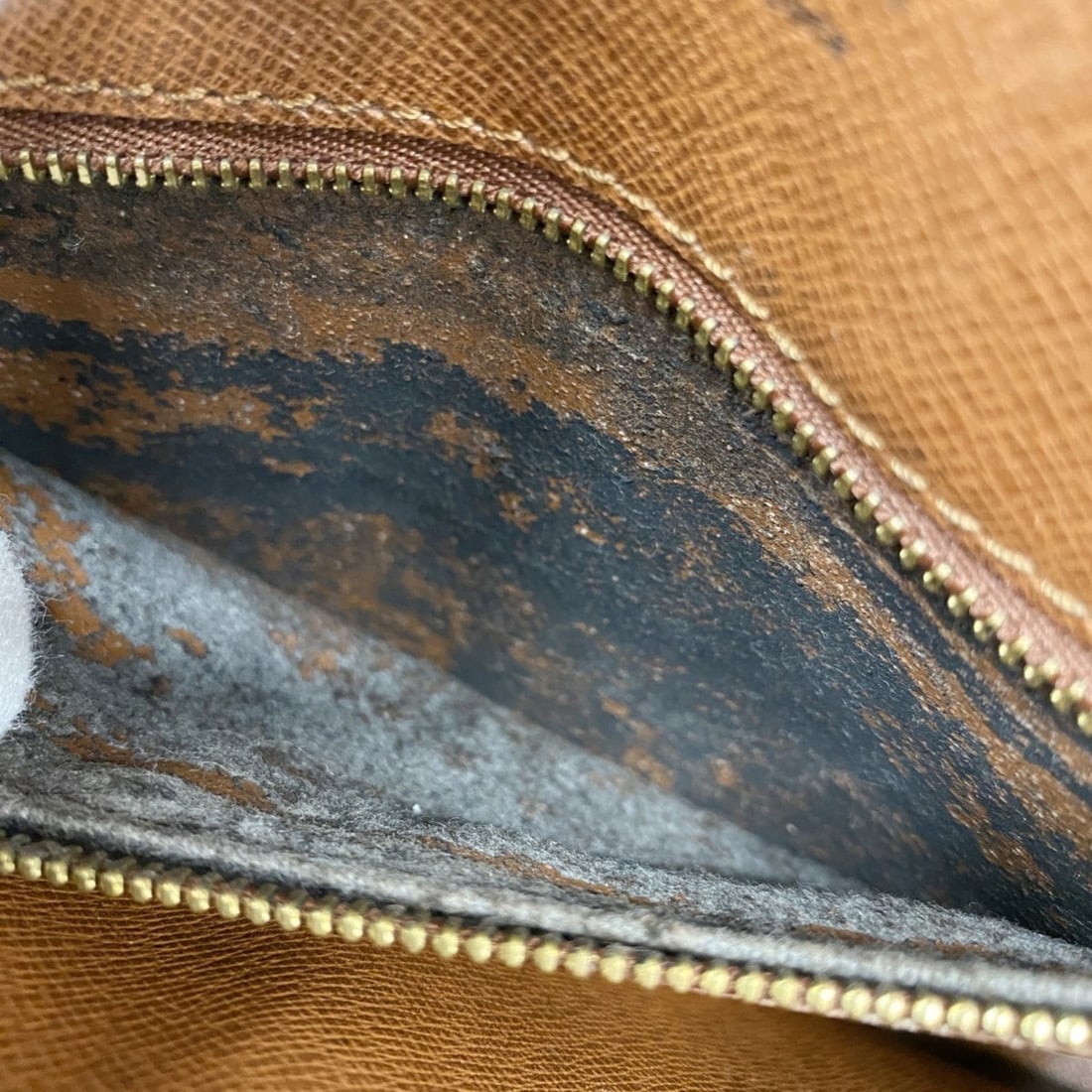 Cartier Anniversary Ring - 9