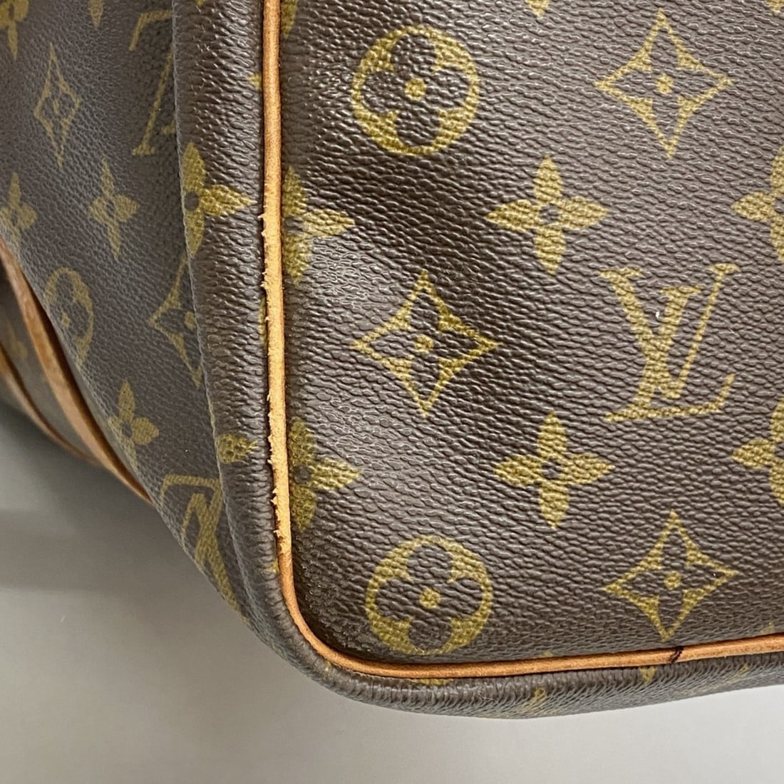 Hermes 750WG ring - 9