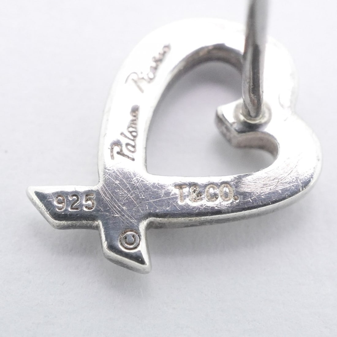 Tiffany Classic Solitaire Ring 0.21CT D VS1 - 8