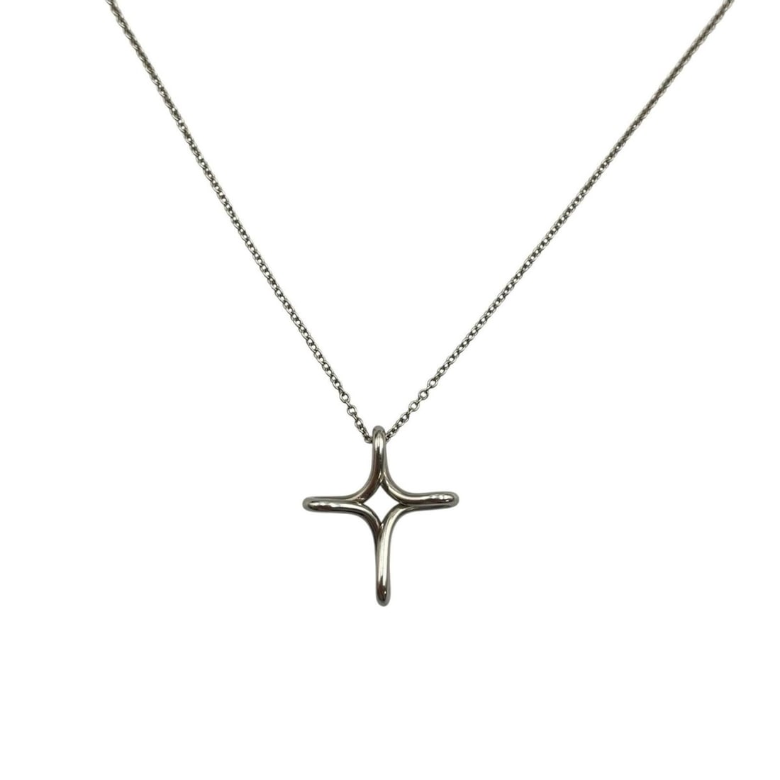 Tiffany & Co. Elsa Peretti Infinity Cross Necklace in Pt950 Platinum for Women: --- Catalog ---Category: SizePendant Size: 20mm x 16mm / 0.78'' x 0.62''Category: DesignColor: SilverGender: WomenMaterial: Platinum 950Necklace Type: NecklaceCategory: GeneralBrand: Tiffany--- Item