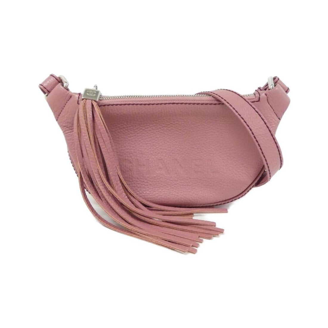 Chanel 23039 Shoulder Bag: --- Catalog ---Category: SizeSize (HxWxD): 13cm x 24cm x 5cm / 5.11'' x 9.44'' x 1.96''Category: DesignType: Shoulder bagColor: PinkGender: WomenMaterial: Leather Hardware Color: SilverLeather/Fur Typ