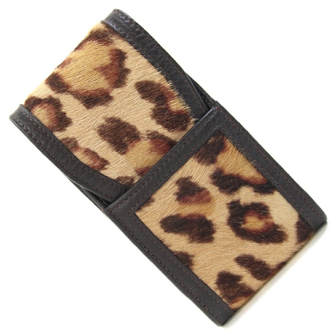 Fendi Cigarette Case 7AR012, Dark Brown and Beige, Porcupine Leather, Case, Bag, Pouch, Leopard: --- Catalog ---Category: DesignType: Cigarette caseColor: Beige, Dark brownMaterial: LeatherCategory: GeneralBrand: FendiCountry of Origin: ItalyCategory: Physical PropertiesSize (HxWxD): 12.5cm x 6.5