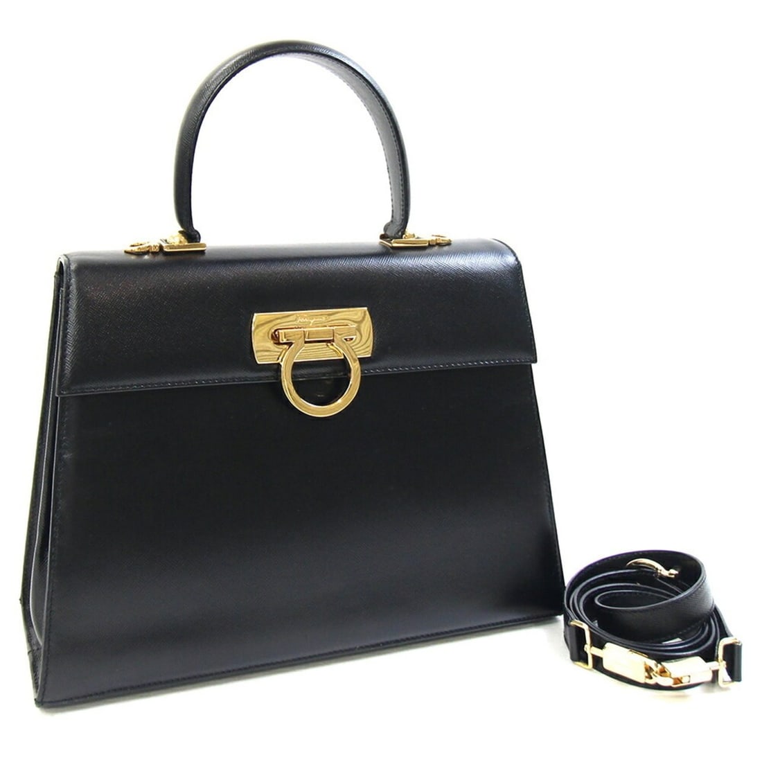 Salvatore Ferragamo Gancini BA21 2181 Black Leather Shoulder Bag for Women: --- Catalog ---Category: SizeSize (HxWxD): 20cm x 27.5cm x 10cm / 7.87'' x 10.82'' x 3.93''Category: DesignType: HandbagColor: BlackGender: WomenMaterial: Leather Category: GeneralBrand: Salvatore Fer