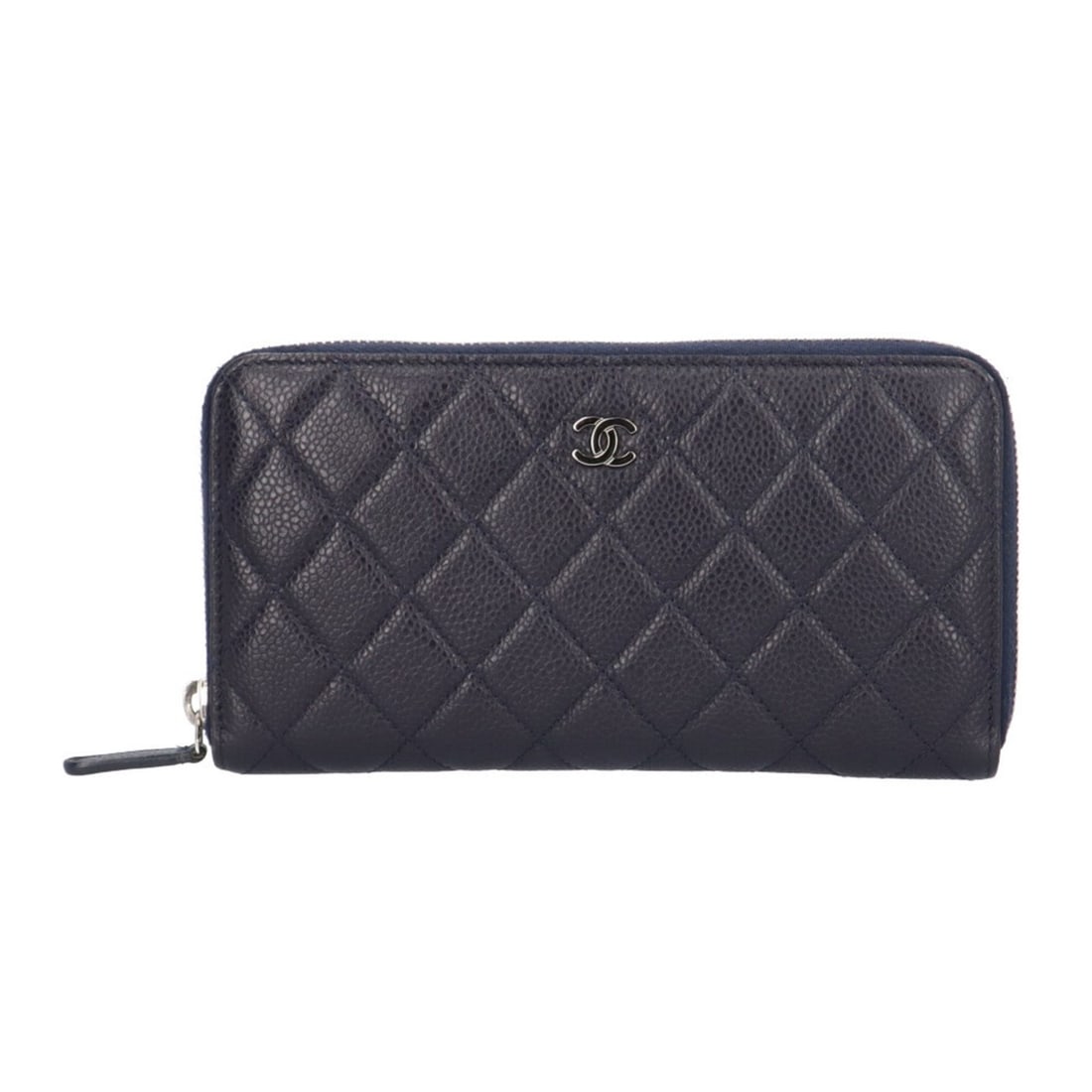 Pre-owned Chanel Matelasse long wallet in caviar leather for women.: --- Catalog ---Category: SizeSize (HxWxD): 10cm x 19cm x 2cm / 3.93'' x 7.48'' x 0.78''Category: DesignType: Long wallet (bi-fold)Color: NavyGender: WomenMaterial: Grained Calfskin Category: GeneralBr