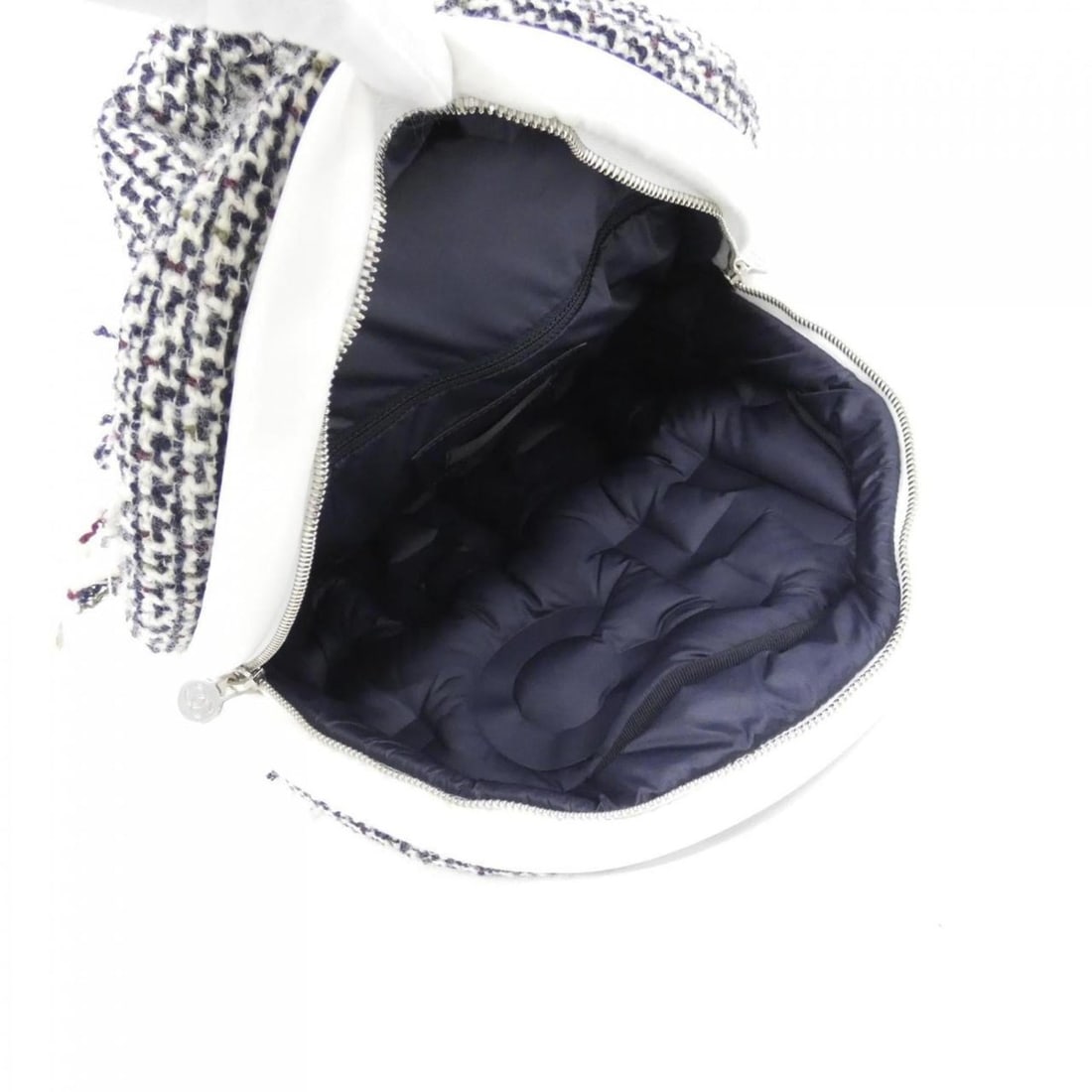 Chanel 91933 Backpack - 9