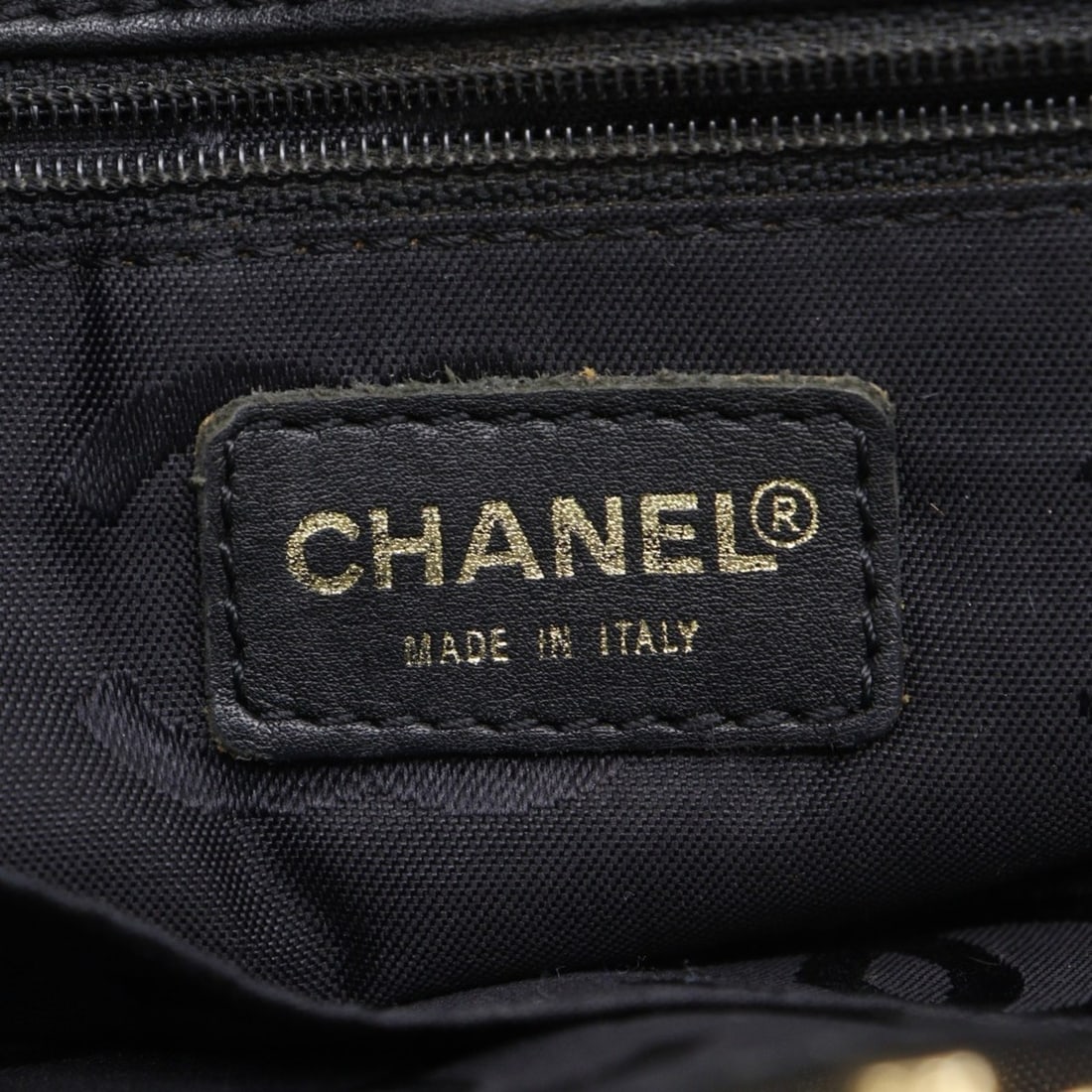 Fendi 26424 handbag - 18