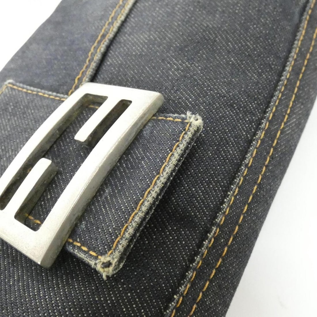 Fendi 26424 handbag - 6