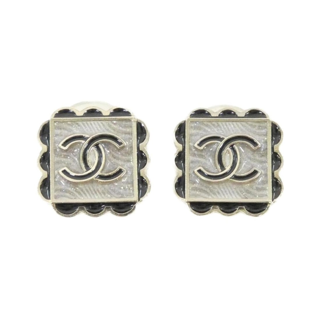 Chanel ABE425 Earrings (1 of 16)