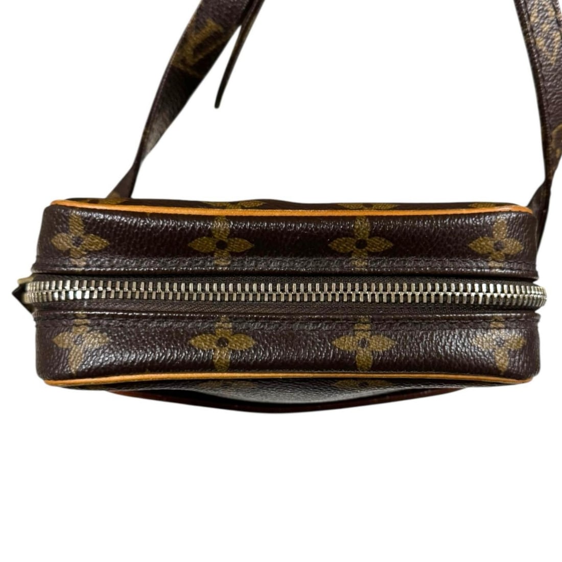 Chanel Earrings - 15