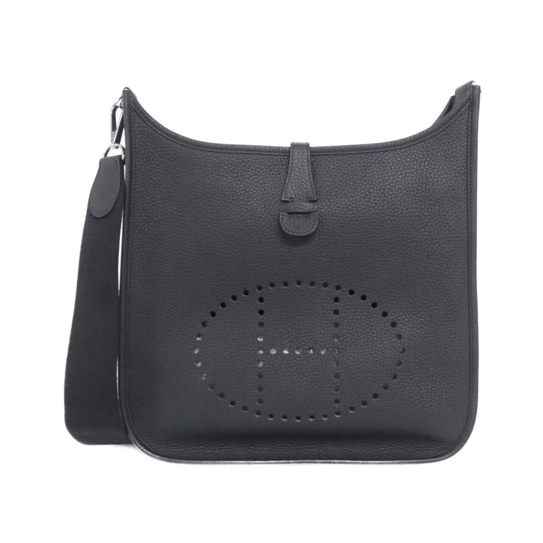 Hermes Hermès Evelyn 3 PM 056277CK Shoulder Bag: --- Catalog ---Category: SizeSize (HxWxD): 29cm x 28cm x 8cm / 11.41'' x 11.02'' x 3.14''Category: DesignType: Shoulder bagColor: BlackGender: WomenMaterial: Taurillon clemence leather Category: