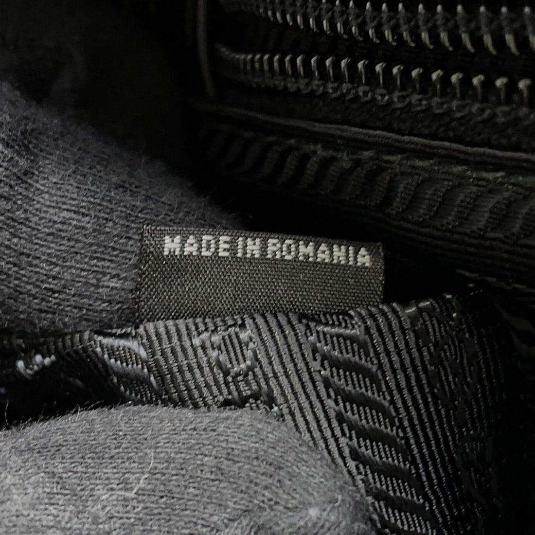 Louis Vuitton Monogram Multicle M69517 Key Case - 14