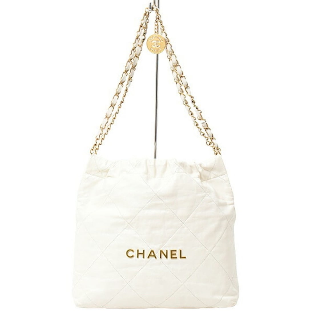 Chanel Women's CHANEL22 Small Handbag with Chain Shoulder Strap, White Calfskin, CHANEL AS3260: --- Catalog ---Category: SizeSize (HxWxD): 34.5cm x 37.3cm x 8.5cm / 13.58'' x 14.68'' x 3.34''Category: DesignType: Handbag, Shoulder bagColor: WhiteGender: WomenMaterial: Leather Leather/Fur Type: C