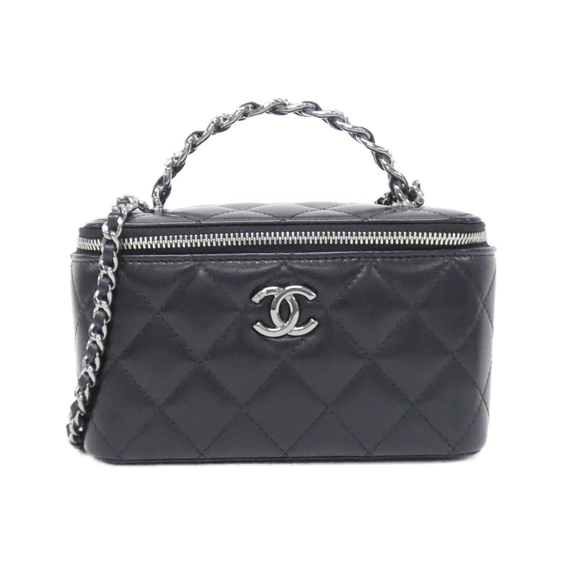 Chanel AP3593 handbag: --- Catalog ---Category: SizeSize (HxWxD): 10cm x 16cm x 8cm / 3.93'' x 6.29'' x 3.14''Category: DesignType: HandbagColor: BlackGender: WomenCategory: GeneralMPN: AP3593Brand: Chanel--- Item List ---S