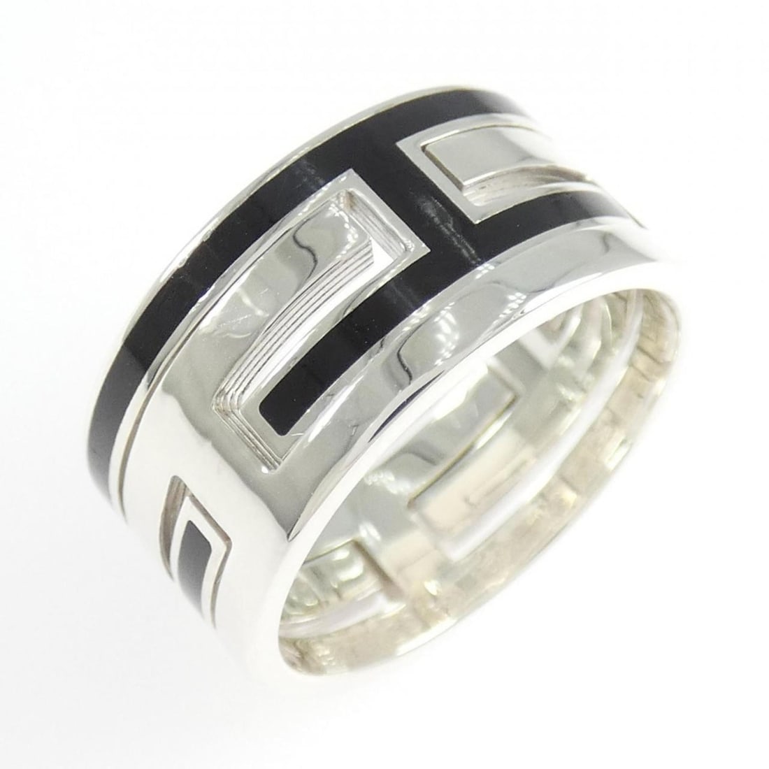 Hermes Move H Ring: --- Catalog ---Category: SizeUS Size: 8Brand Size: 56Category: DesignType: Band ringColor: SilverGender: Women,MenMaterial: Silver 925Category: GeneralBrand: Hermes--- Item List ---Section: