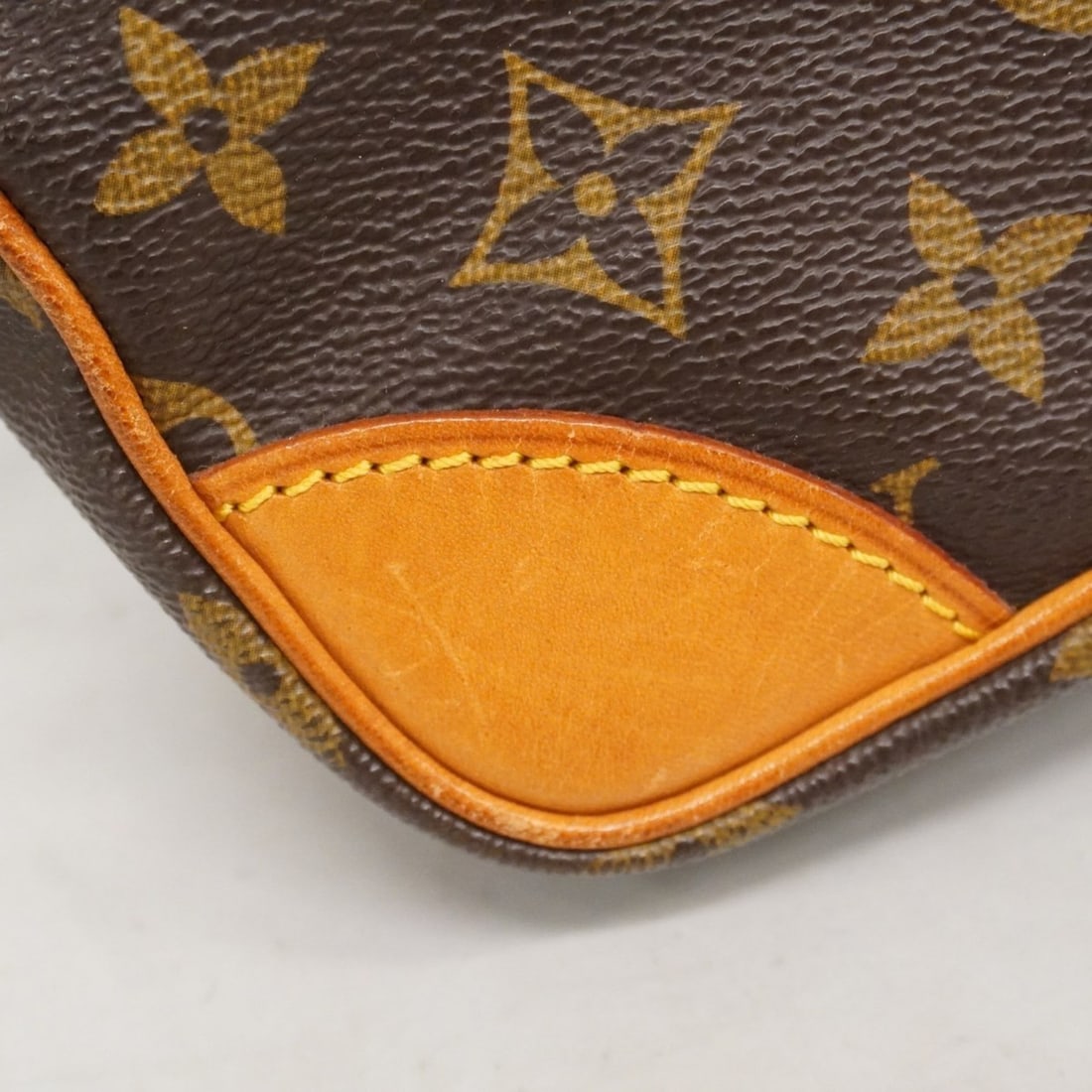 Chanel AB7908 Brooch - 13