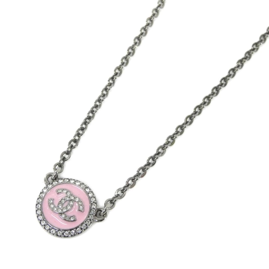 Chanel ABG387 Necklace: --- Catalog ---Category: SizePendant Size: 15mm x 19mm / 0.59'' x 0.74''Neck Circumference: 36.5 cm - 43 cm / 14.37'' - 16.92''Category: DesignColor: PinkGender: WomenNecklace Type: NecklaceCategory: