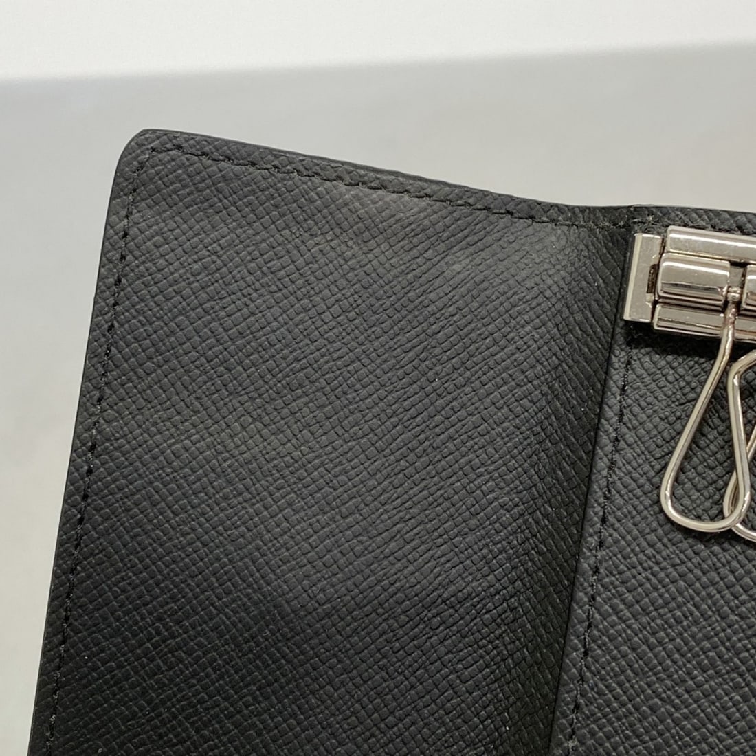 Louis Vuitton Monogram Eclipse Multicle 6 Key Case M82603 Black Men's - 5