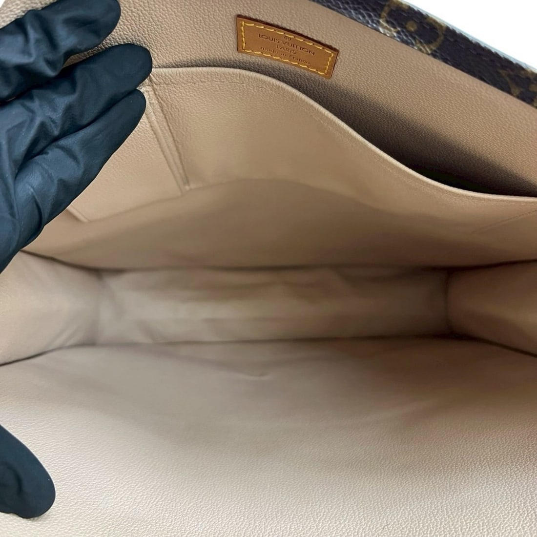 Cartier Wedding Ring - 9