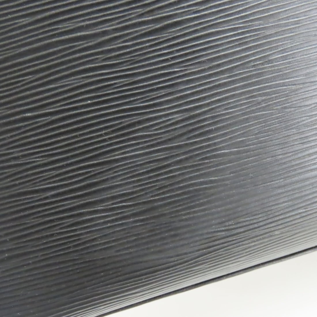 Cartier Love Ring - 10