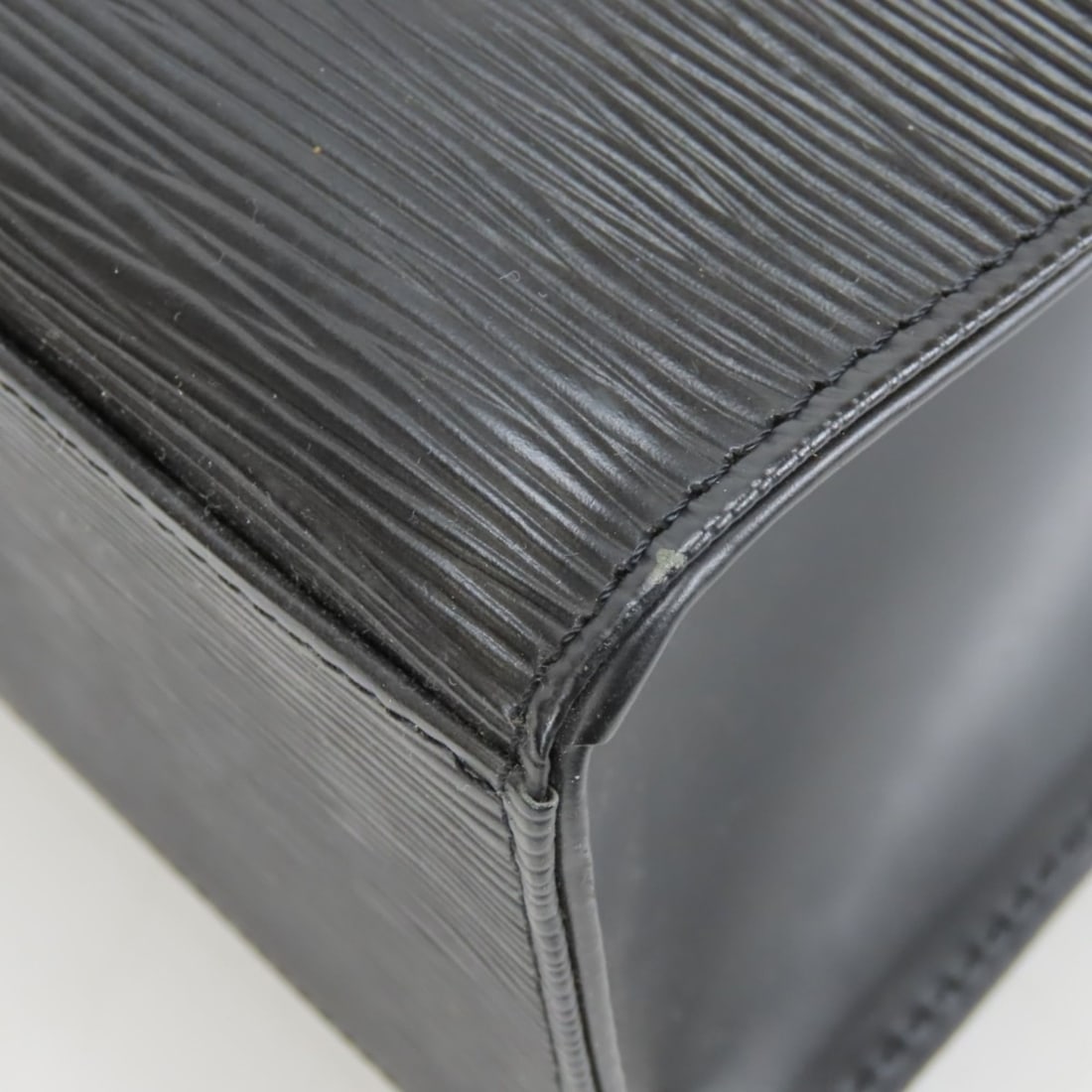 Cartier Love Ring - 8