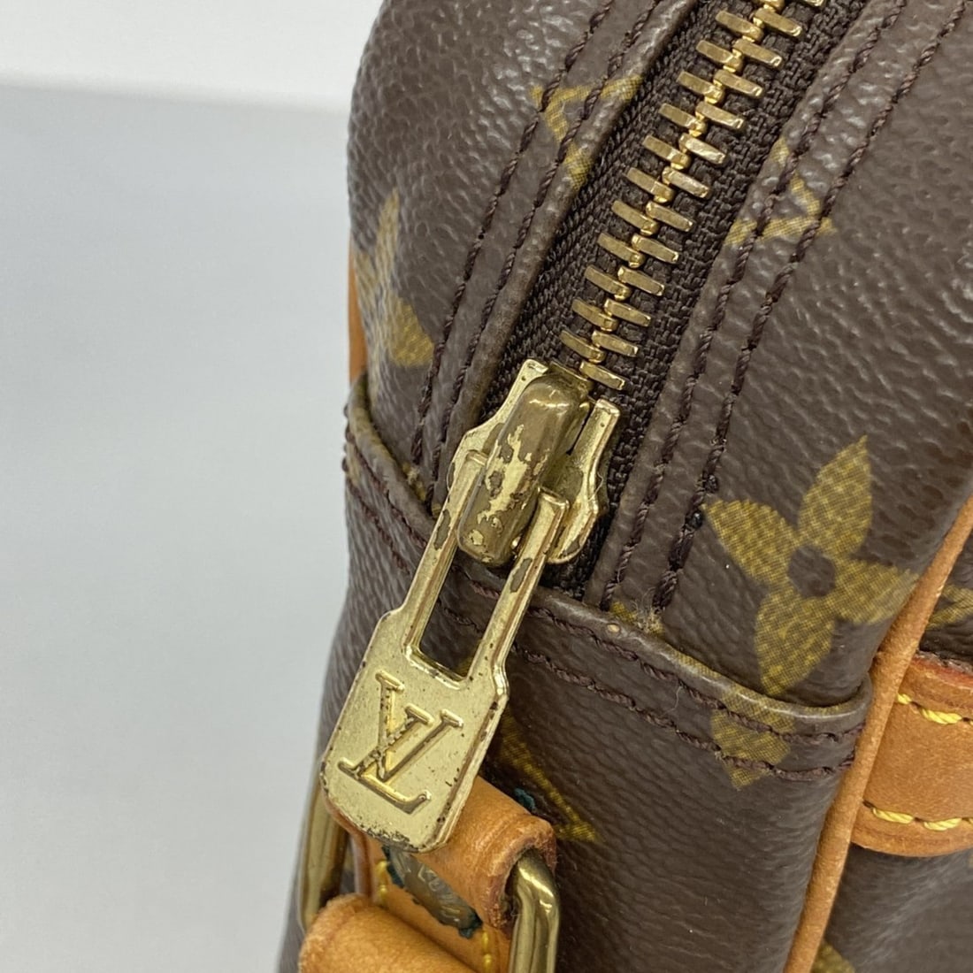 Chanel Earrings - 10