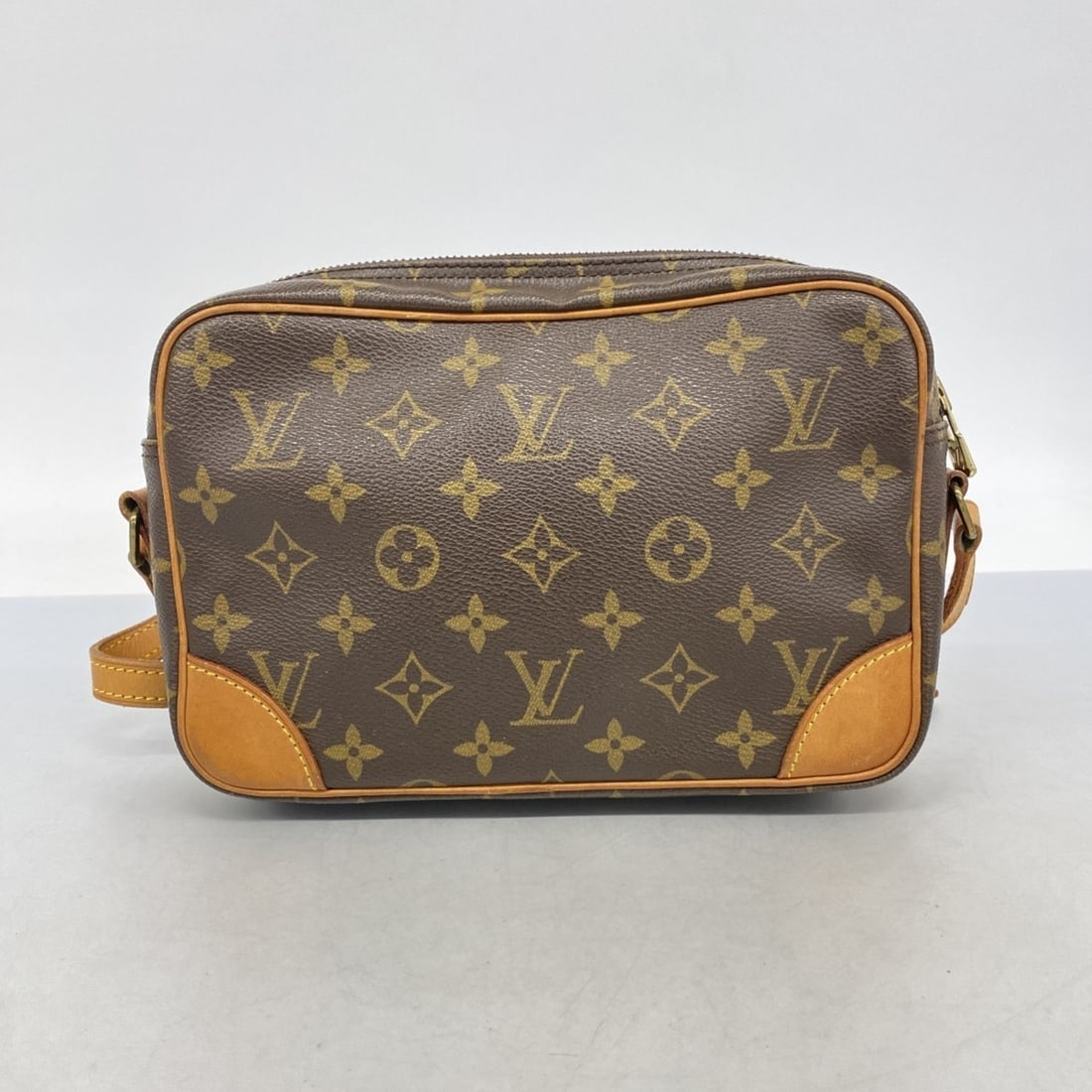 Chanel Earrings - 16