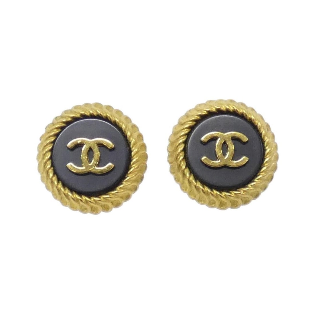 Chanel 04378 Earrings: --- Catalog ---Category: SizeSize (HxWxD): 22.00mm x 22.00mm / 0.87'' x 0.87''Category: DesignType: Clip earringsColor: Black, GoldGender: WomenCategory: GeneralMPN: 04378Brand: Chanel--- Item List