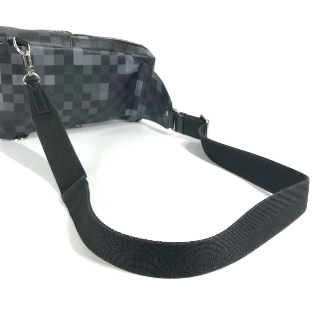 Chanel earrings - 12