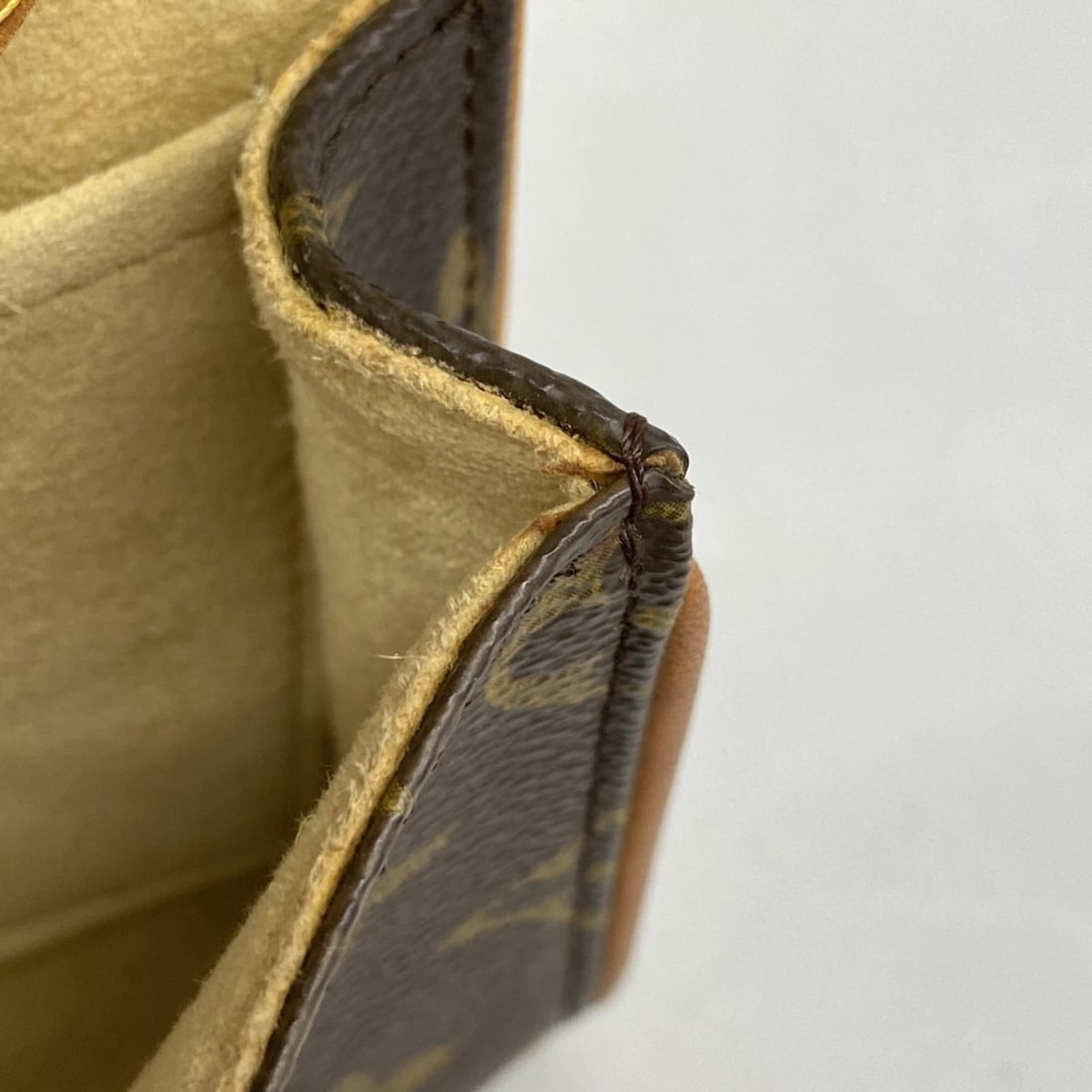 Chanel Earrings - 10