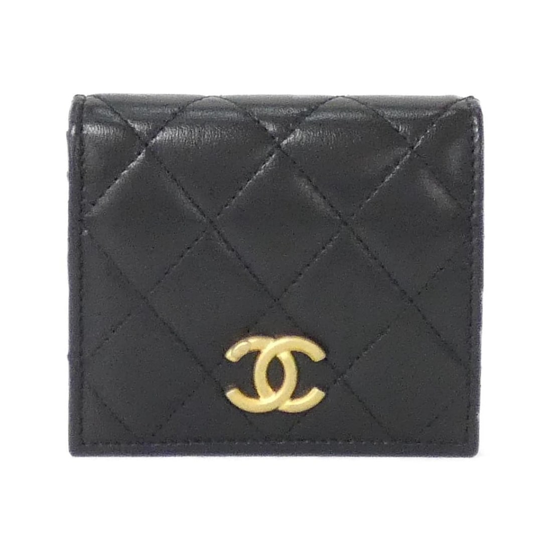 Chanel AP2566 wallet: --- Catalog ---Category: SizeSize (HxWxD): 9cm x 10cm x 3cm / 3.54'' x 3.93'' x 1.18''Category: DesignColor: BlackMaterial: Leather Category: GeneralMPN: AP2566Brand: Chanel--- Item List ---Section: