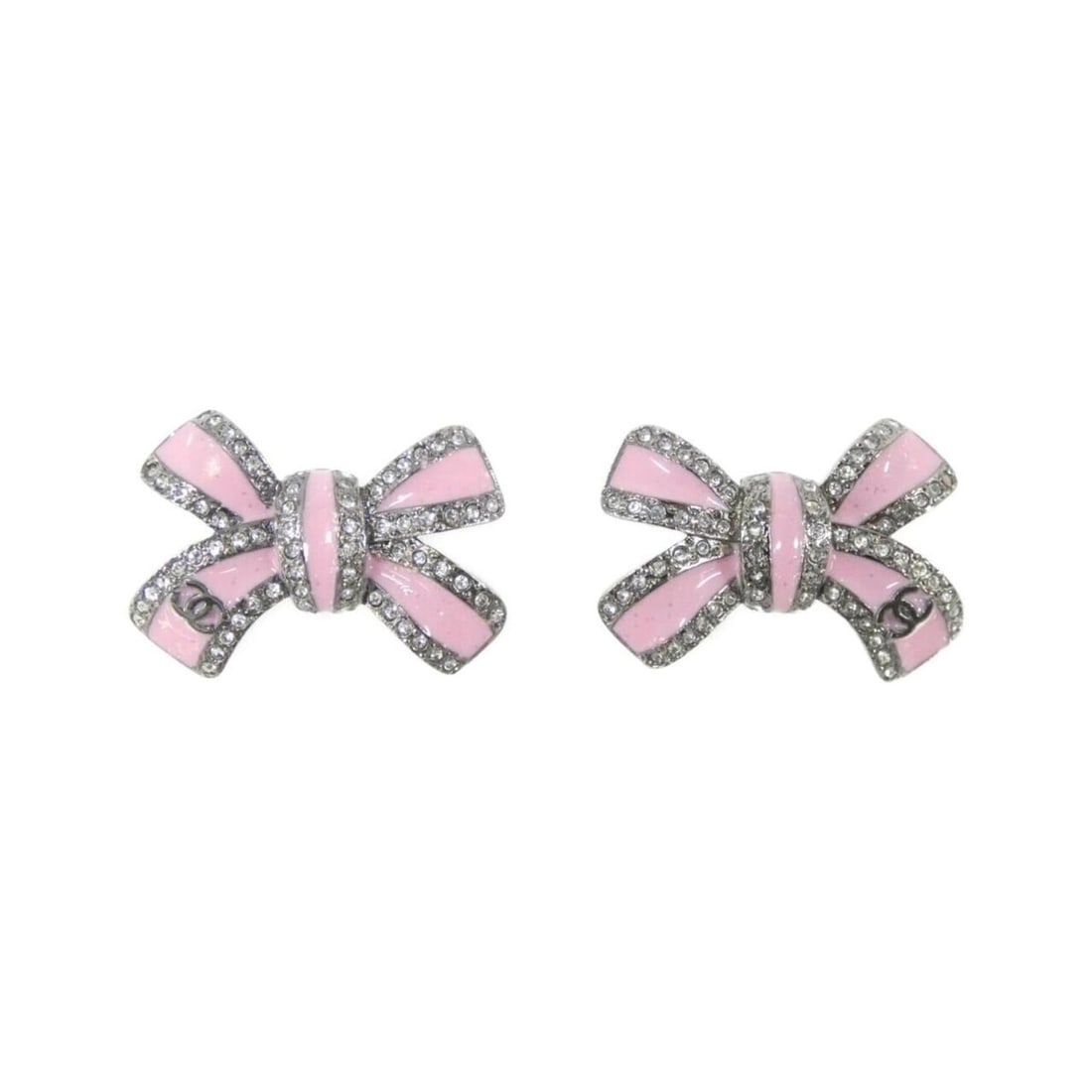 Chanel ABG408 earrings: --- Catalog ---Category: SizeSize (HxWxD): 13.00mm x 22.00mm / 0.51'' x 0.87''Category: DesignType: Stud earringsColor: PinkGender: WomenCategory: GeneralMPN: ABG408Brand: Chanel--- Item List