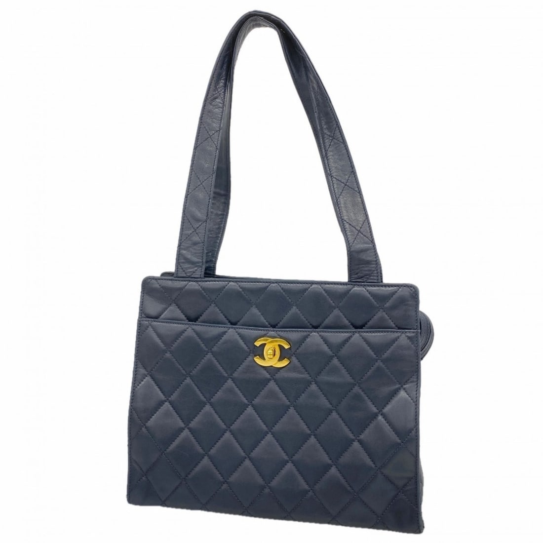Chanel Matelasse Shoulder Bag, Lambskin, Navy, Women's: --- Catalog ---Category: SizeSize (HxWxD): 25cm x 31cm x 12cm / 9.84'' x 12.2'' x 4.72''Category: DesignType: Shoulder bagColor: NavyGender: WomenMaterial: Leather Hardware Color: GoldLeather/Fur