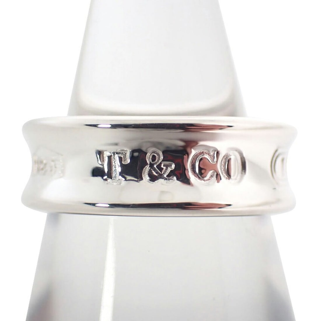 TIFFANY 925 1837 Ring Size 11.5: --- Catalog ---Category: SizeUS Size: 6Brand Size: 51Category: DesignType: Band ringGender: WomenMaterial: Sterling silver 925Category: GeneralBrand: Tiffany--- Item List ---Section: ConditionRanking: