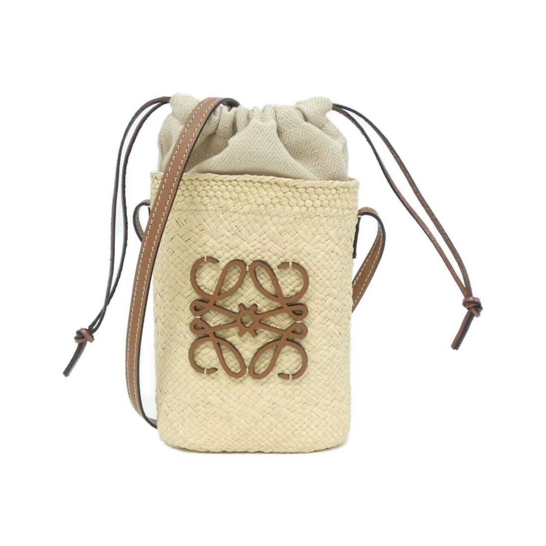 Loewe Square Pocket C630G35X05 Shoulder Bag: --- Catalog ---Category: SizeSize (HxWxD): 23cm x 13cm x 6cm / 9.05'' x 5.11'' x 2.36''Category: DesignType: Shoulder bagColor: BrownGender: WomenCategory: GeneralMPN: C630G35X05Brand: Loewe--- Item L