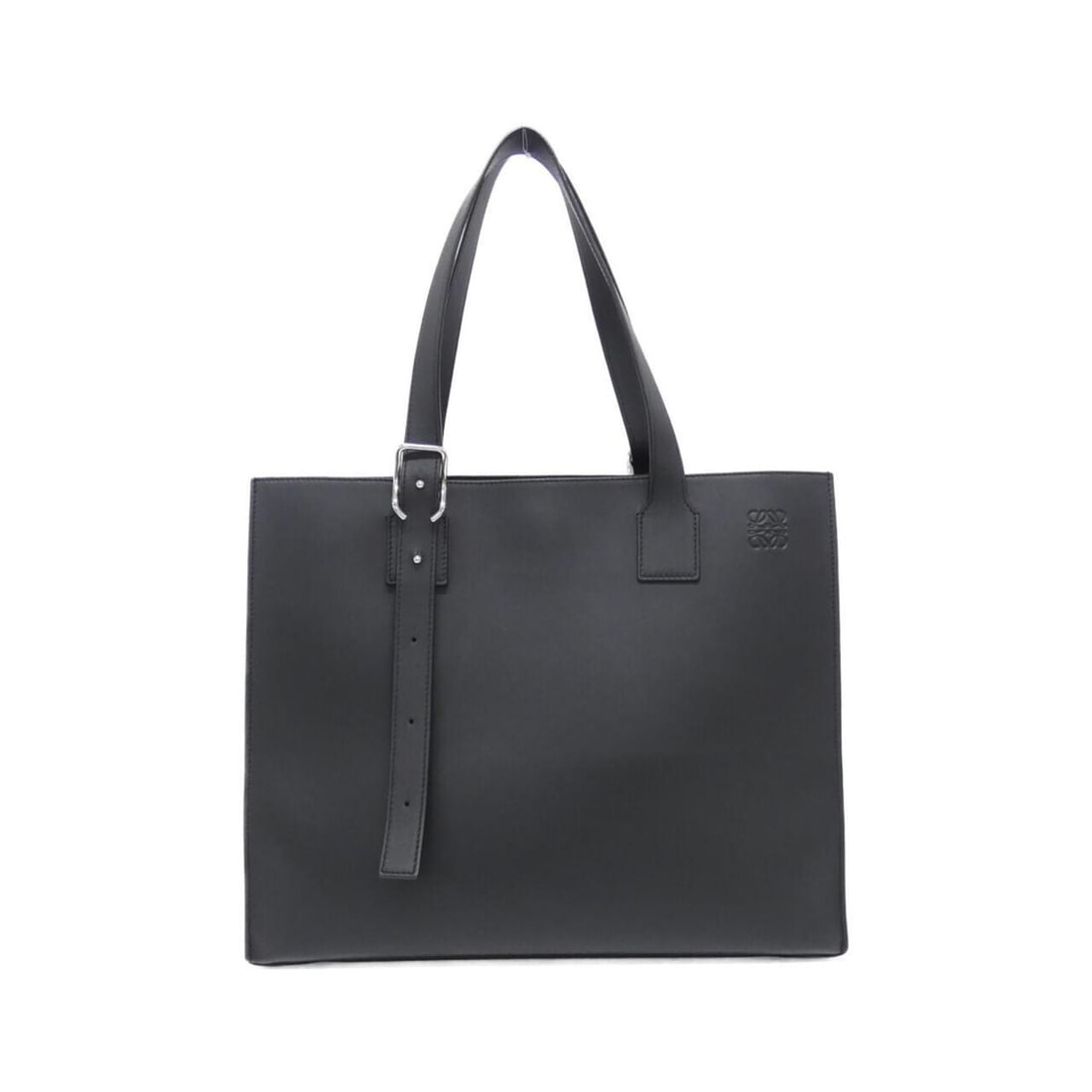 Loewe Buckle Horizontal Tote B692K96X06 Handbag: --- Catalog ---Category: SizeSize (HxWxD): 31cm x 40cm x 9cm / 12.2'' x 15.74'' x 3.54''Category: DesignType: HandbagColor: BlackGender: Women,MenMaterial: Leather Hardware Color: SilverLeather/Fur Ty