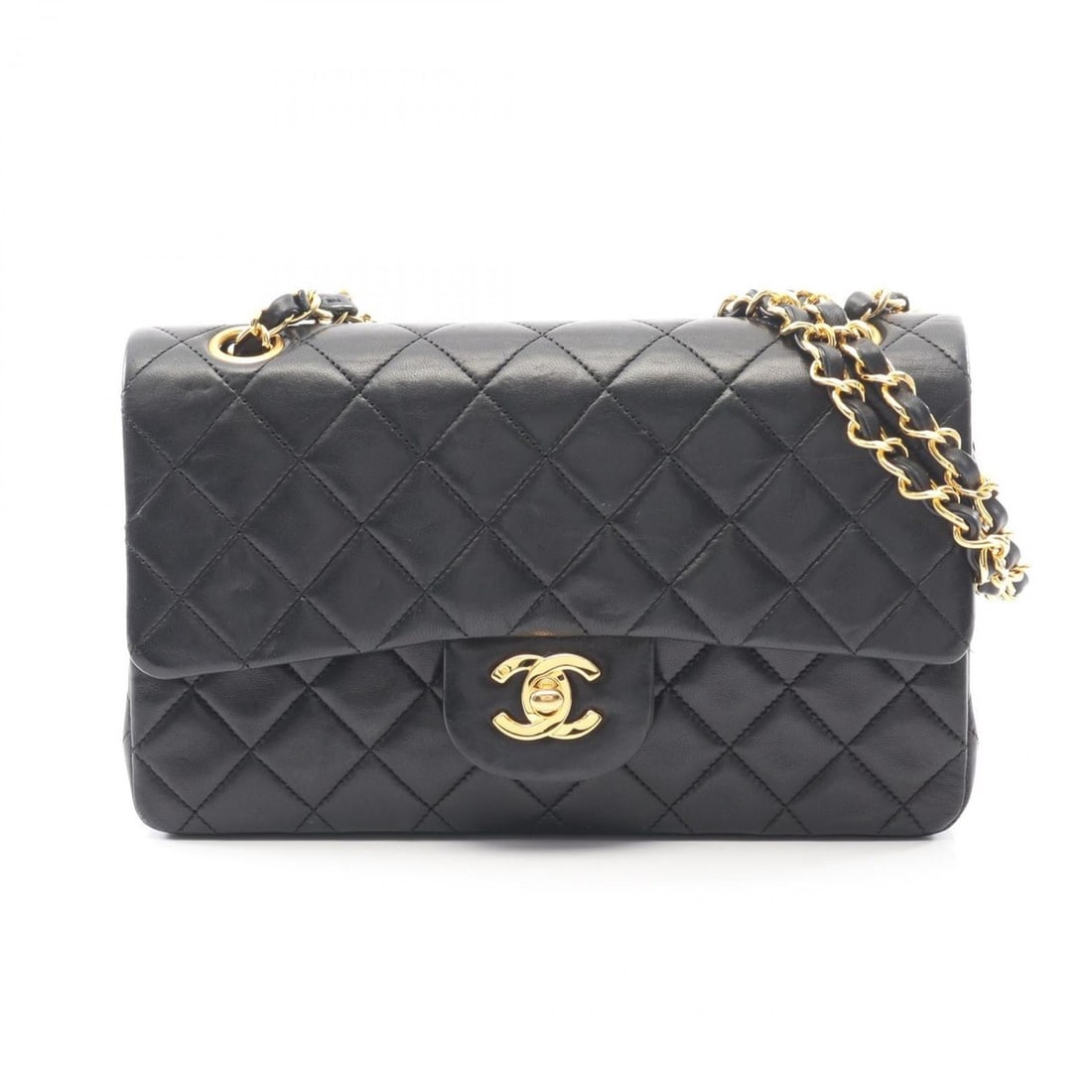 CHANEL Matelasse Double Flap Shoulder Bag, Handbag, Lambskin Leather, Women's, Black, A01113: --- Catalog ---Category: SizeSize (HxWxD): 14cm x 23cm x 6cm / 5.51'' x 9.05'' x 2.36''Category: DesignType: Handbag, Shoulder bagColor: BlackGender: WomenMaterial: Leather Leather/Fur Type: LambskinC