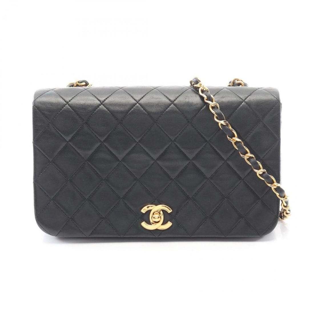 CHANEL Full Flap Matelasse Shoulder Bag/Handbag in Lambskin Leather, Black: --- Catalog ---Category: SizeSize (HxWxD): 14cm x 23cm x 6cm / 5.51'' x 9.05'' x 2.36''Category: DesignType: Handbag, Shoulder bagColor: BlackGender: WomenMaterial: Leather Leather/Fur Type: LambskinC