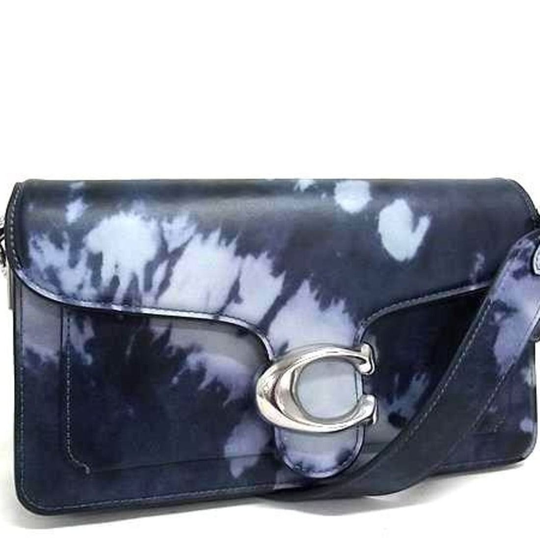 COACH THE TABBY shoulder bag CU082 in navy leather for women: --- Catalog ---Category: SizeSize (HxWxD): 14.5cm x 26cm x 7.5cm / 5.7'' x 10.23'' x 2.95''Category: DesignType: Handbag, Shoulder bag, Tote bagColor: NavyGender: WomenClosure: FlapMaterial: Leather C