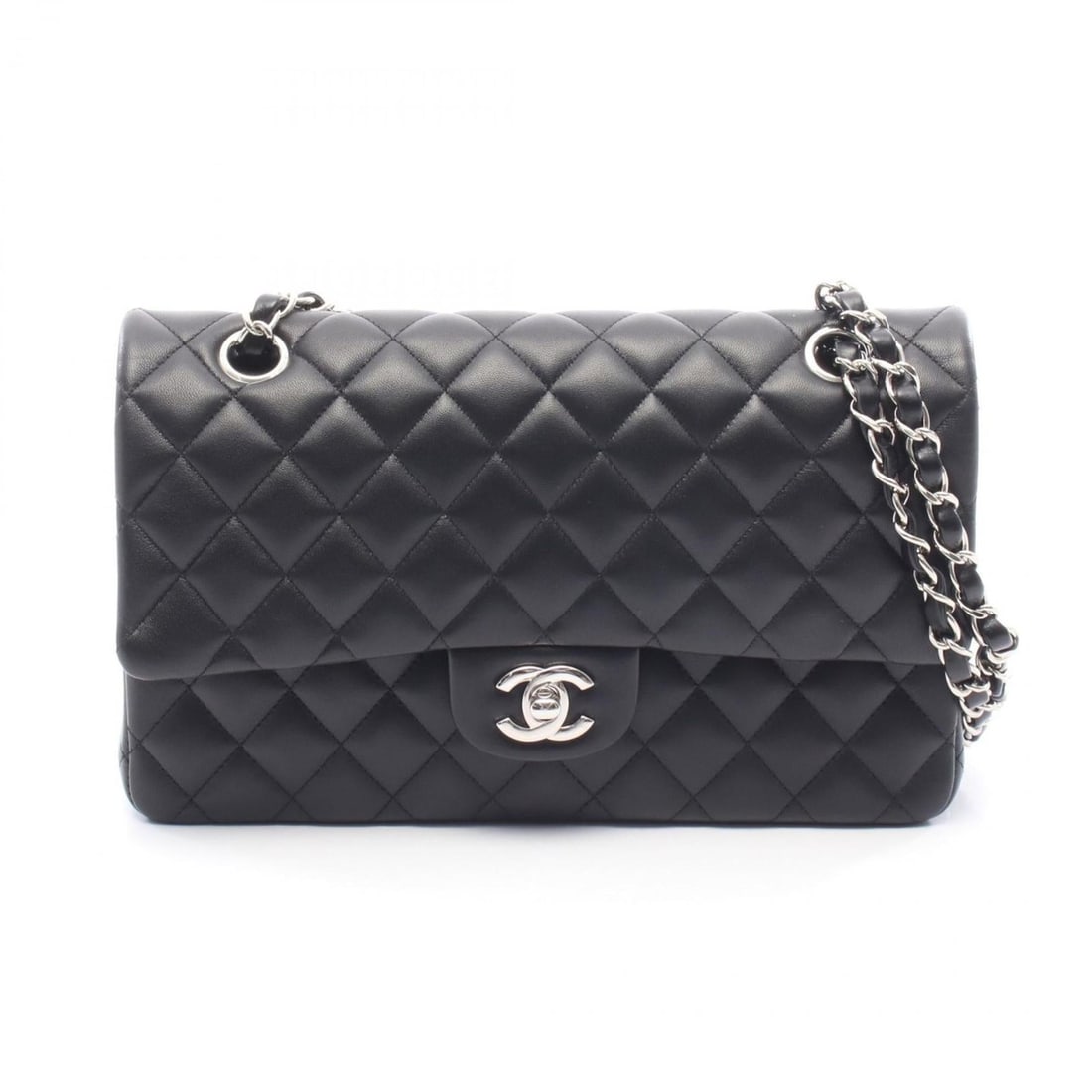 CHANEL Matelasse Double Flap Shoulder Bag/Handbag in Lambskin Leather, Black: --- Catalog ---Category: SizeSize (HxWxD): 16cm x 25cm x 6.5cm / 6.29'' x 9.84'' x 2.55''Category: DesignType: Handbag, Shoulder bagColor: BlackGender: WomenMaterial: Leather Leather/Fur Type: Lambski